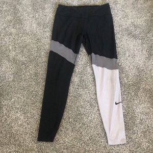 Nike leggings color block
